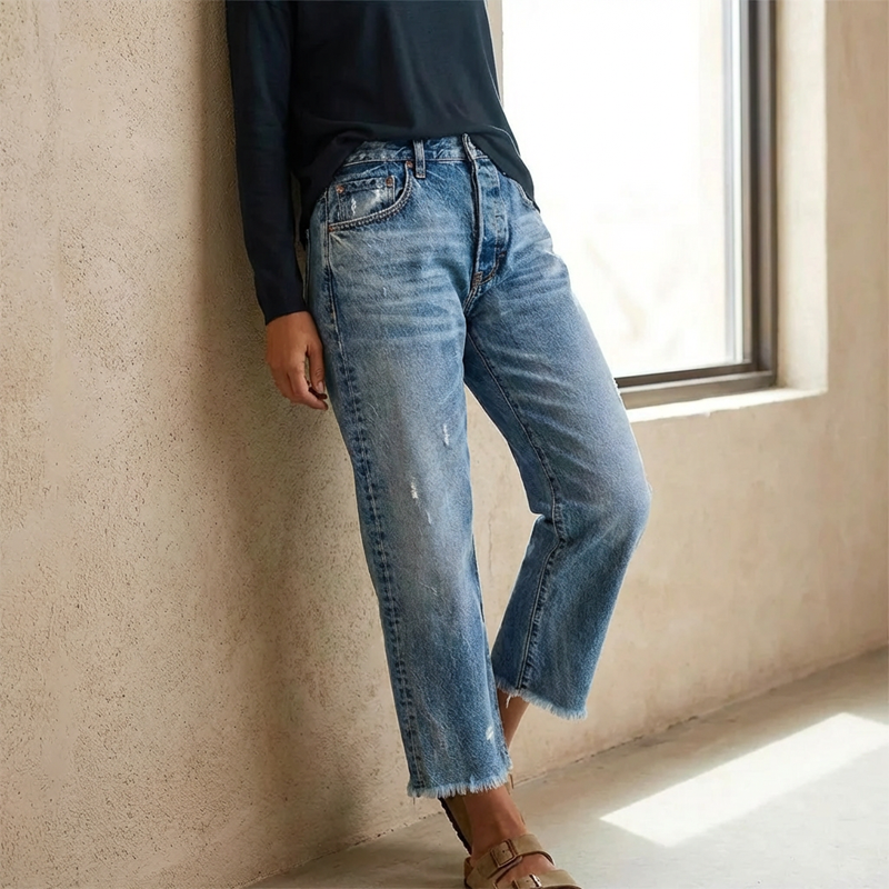Mila™ | Vaqueros cropped de corte recto clásico